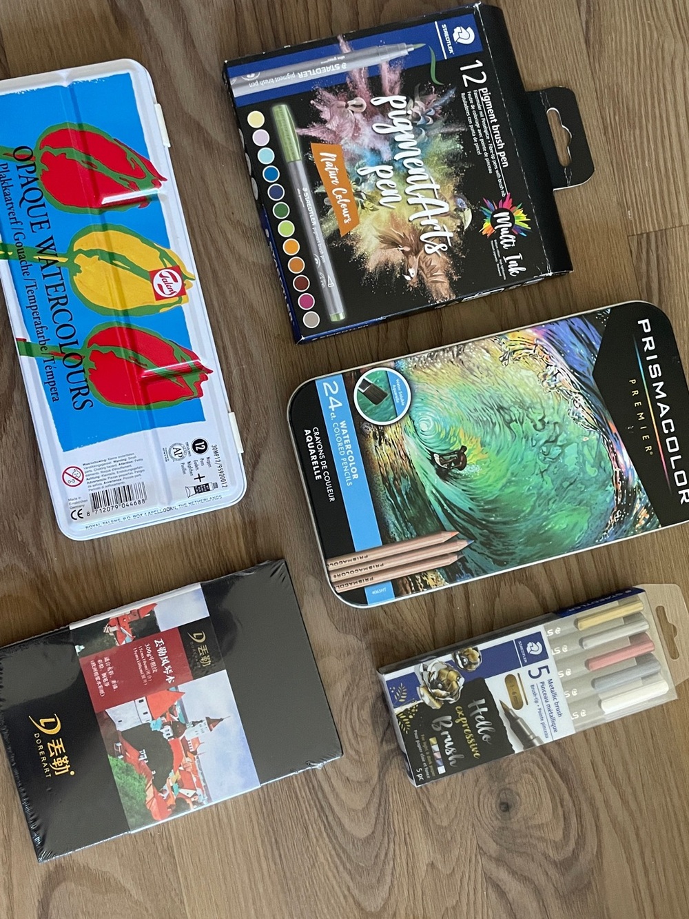 Art & Drawing Supplies Bundle – Great for Beginners